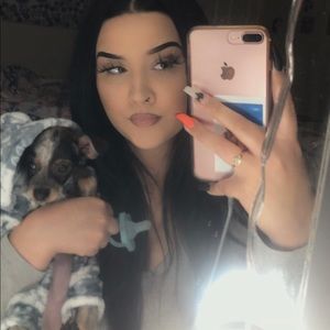 Meet your Posher, Lily